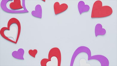Paper hearts frame