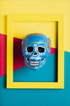 Top view yellow frame with blue skull
