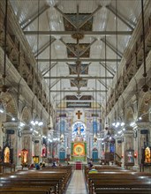 Interior of Santa Cruz Cathedral Basilica