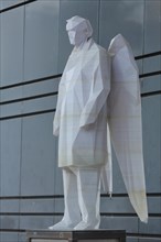 Sculpture Les L du desir by Benjamin Kiffel 2021