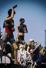 Mannequins as hippies on Route 66