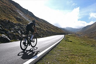 Racing cyclists on the Timmelsjoch High Alpine Road between Austria and Italy