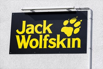 Logo of the fashion company Jack Wolfskin