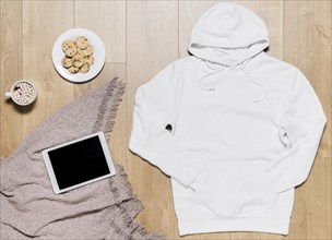 White hoodie with cookies plate