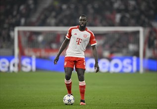 Dayot Upamecano FC Bayern Muenchen FCB