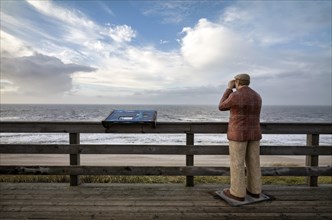 The binoculars man