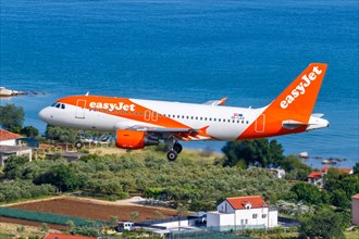 An EasyJet Europe Airbus A319 aircraft with the registration number OE-LKO at Split Airport