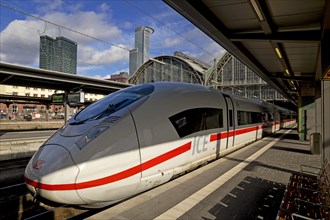 Intercity ICE at Frankfurt Central Station with DZ Bank in the background