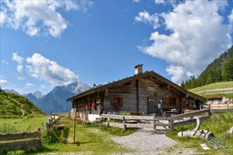 The alpine hut of the Mordaualm