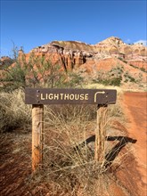 Sign at the Lighthouse Trail