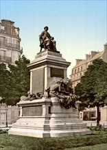 Alexandre Dumas monument