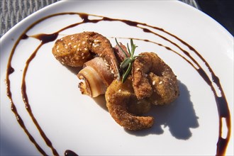Deep-fried seafood on a plate