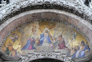 Resurrection of Christ mosaic