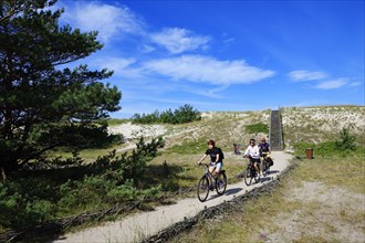 Cyclist on cycle path no. 10 of the Curonian Spit