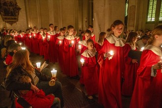 Quempas singing of the Braunschweig Cathedral Singing School for Advent in Braunschweig Cathedral