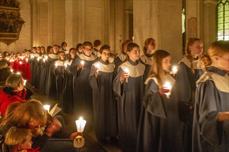 Quempas singing of the Braunschweig Cathedral Singing School for Advent in Braunschweig Cathedral