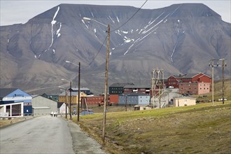 The town Longyearbyen
