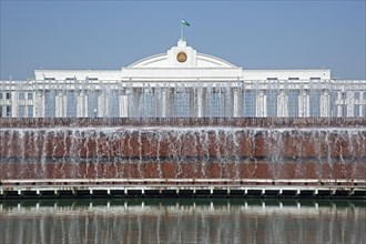 Uzbek Senate building