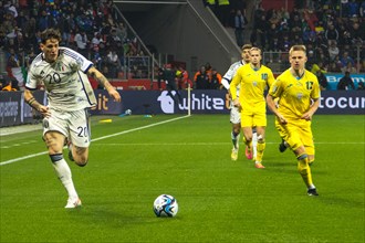 Nicolo' ZANIOLO Italy left in a duel with Oleksandr ZINCHENKO Ukraine right