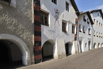 Arcade covered sidewalk pavement along the Laubengasse at Glorenza