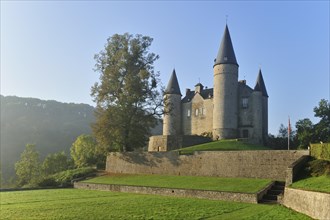 The Castle of Veves