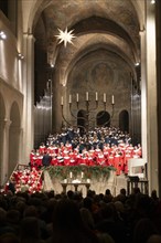 Quempas singing by the Braunschweig Cathedral Singing School for Advent in Braunschweig Cathedral