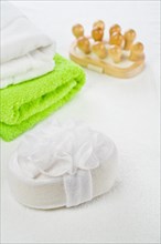 Massage cloths and bath sponge