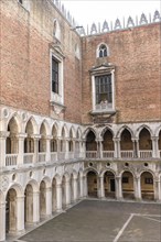 Facade in the inner courtyard of the Doge's Palace
