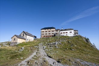 Watzmannhaus mountain hut