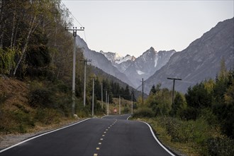 Road in the Ala Archa valley