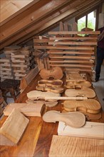 Wood storage and cutting of violins