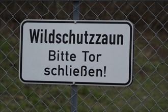 Wildlife protection fence