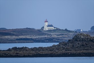 Ile Wrach lighthouse at the mouth of the Aber Wrach, Plouguerneau, Finistere Penn ar Bed