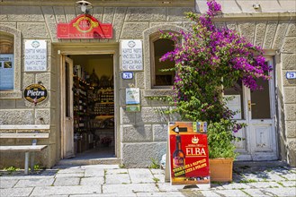 Small grocery shop in San Piero in Campo, near Marina di Campo, Elba, Tuscan Archipelago, Tuscany,