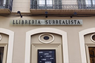 Sign with inscription, surrealist bookshop, facade, souvenir shop at the Dali Theatre-Museum in