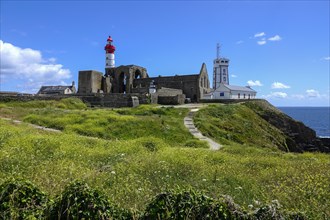 Semaphore, ruins of the Saint-Mathieu abbey and lighthouse on the Pointe Saint-Mathieu,