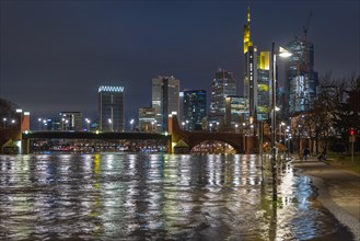 After persistent rainfall, the Main overflowed its banks in the eastern harbour area of Frankfurt