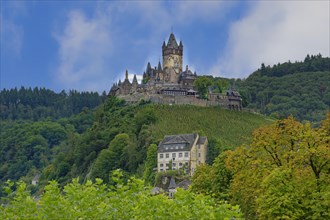 Former Imperial Castle overlooking the city of Cochem, Rhineland Palatinate, Germany, Europe