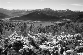 View from Neureuth to Tegernsee and Hirschberg, winter, snow, Tegernsee, Mangfall mountains,