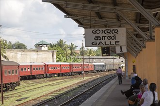 Tracks platform and train railway station, Galle, Sri Lanka, Asia