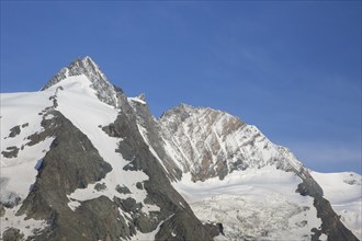 Grossglockner, Grossglockner (3798 m) and Glocknerwand, highest mountain in Austria in the Hohe