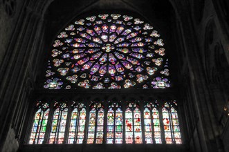 Rose window, stained glass window, Notre-Dame de Paris Cathedral, Ille de la Cite, 4th