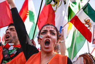 Thousands of Iranians demonstrate in Berlin to support the protests in Iran. The demonstration was