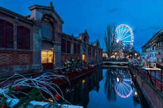 Market hall with Quai de Poissonnerie and Ferris wheel, Little Venice, Petite Venise, Christmas