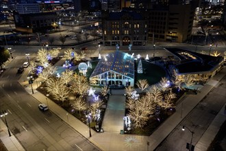 Detroit, Michigan, Holiday lights in Beacon Park