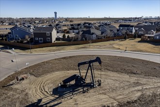 Frederick, Colorado, An oil well near a housing subdivision on Colorado's front range