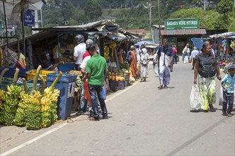 People at market in town of Haputale, Badulla District, Uva Province, Sri Lanka, Asia