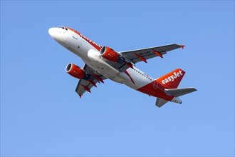 An Airbus A-320 of the airline easyJet, Schoenefeld, 28/03/2023