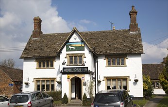 The White Horse Inn, Compton Bassett, Wiltshire, England, UK