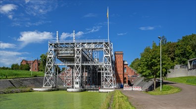 Hydraulic boat lift no. 1 on the old Canal du Centre at Houdeng-Goegnies near La Louviere, Hainaut